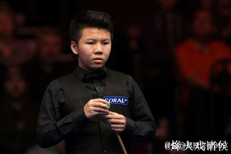 吕昊天、周跃龙通关决胜轮晋级斯诺克英锦赛正赛